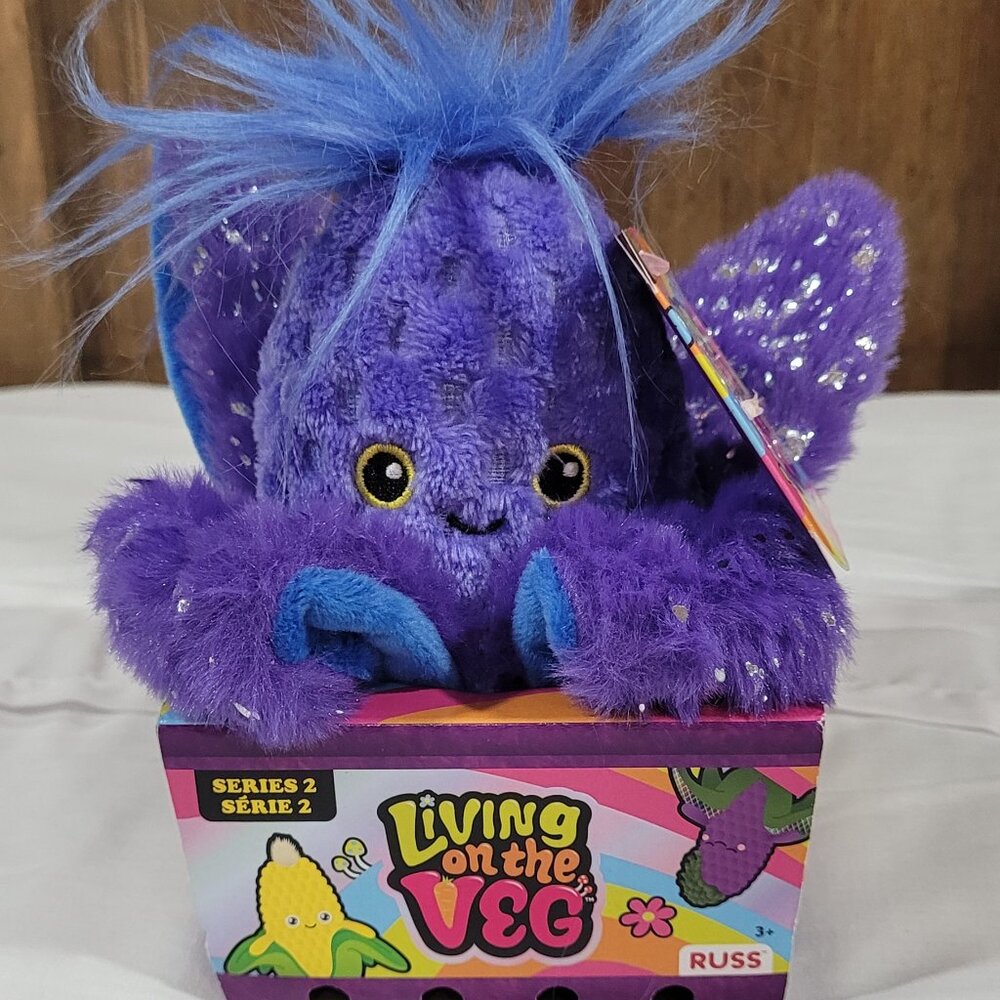 Living On The Veg Iris Corn #16 Series 2 Russ Kellytoy Plush 5-Inch